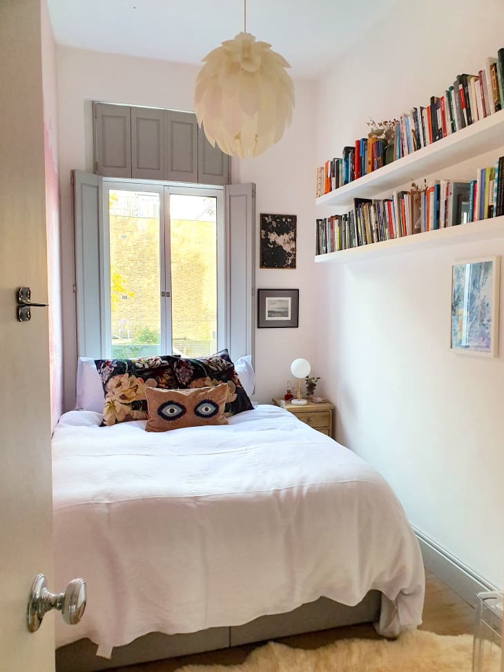 Clever storage deals for small bedrooms